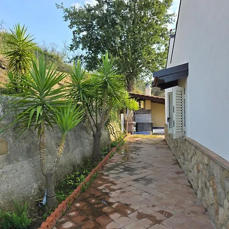 Singola Дом отдыха Reitano (Messina)